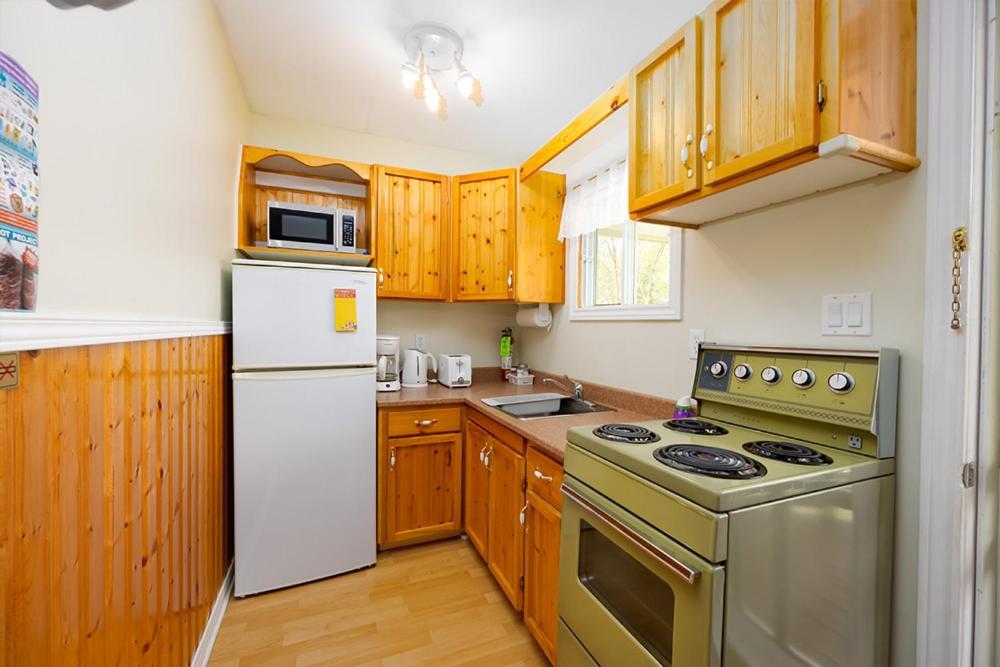 Fiddler'S Green Country Cottages Бракли Бийч Екстериор снимка