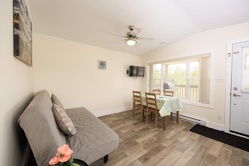 Fiddler'S Green Country Cottages Бракли Бийч Екстериор снимка